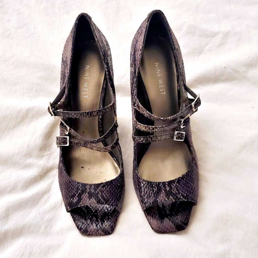NINE WEST Black Gray White Snakeskin Strappy Peep Toe Pumps Heels Sz 8 NWOT